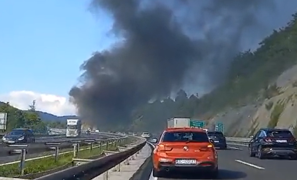 Po Ar Na Auto Putu Kod Dubrovnika