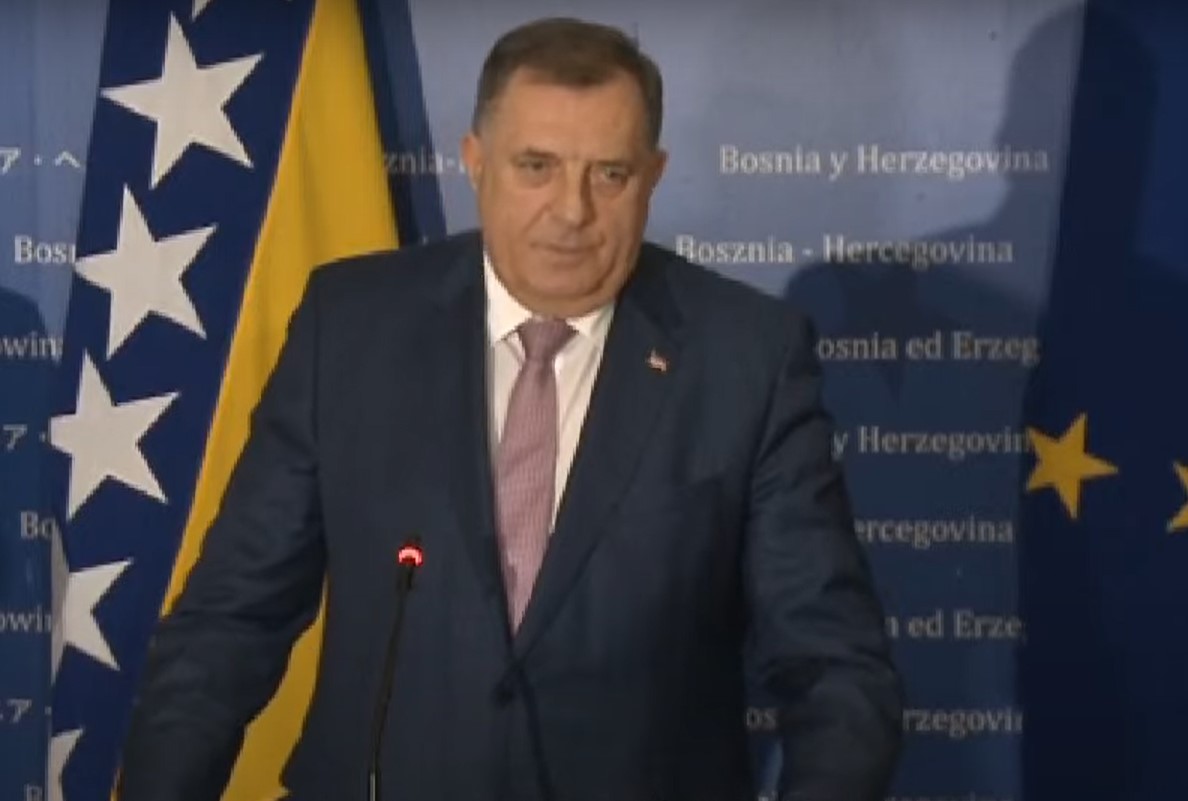 Milorad Dodik istakao da će Zakon o sudu biti usvojen tek kada se nađu