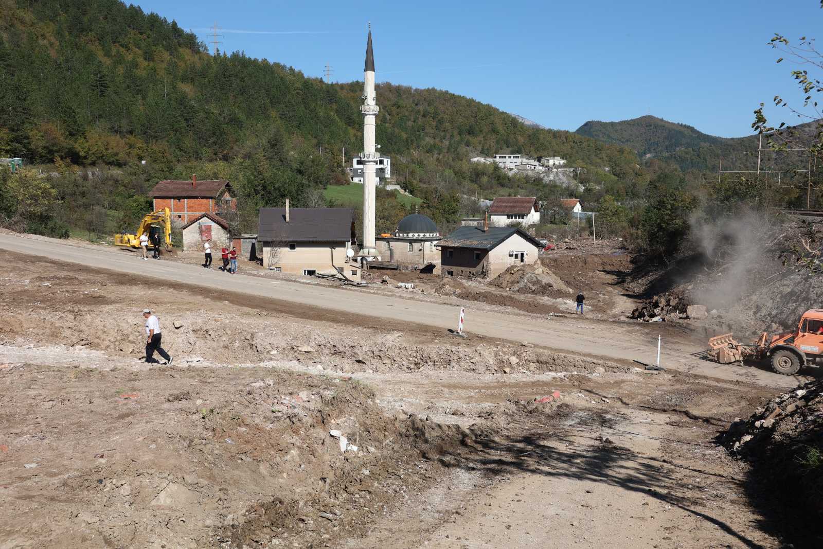 U Donjoj Jablanici i Konjicu nastavljeno čiščenje terena