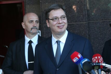 ODREDIO POTENCIJALNA MJESTA Vučić najavio da će u četvrtak ili petak primiti kinesku vakcinu