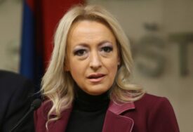 "Tradicionalna nedosljednost Milorada Dodika i SNSD" Pandurevićeva ističe da su zaključci parlamenta Srpske pogaženi bezbroj puta