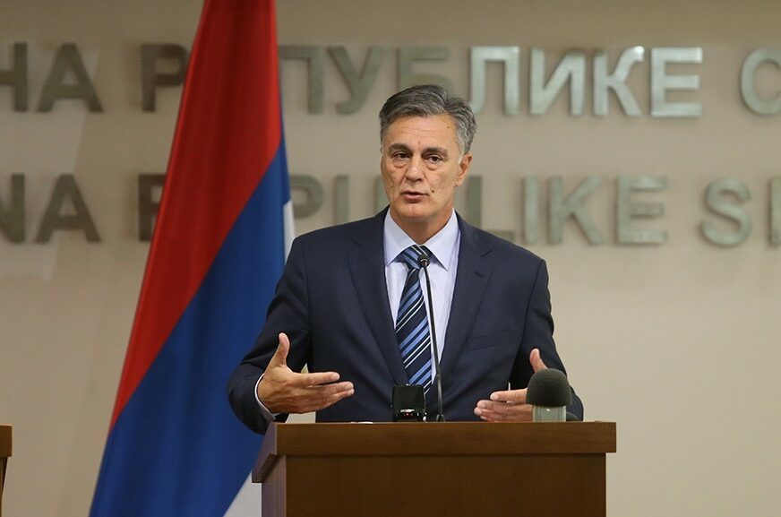 KORONA VIRUS NE JENJAVA Karan: Vanredno stanje u Srpskoj jer postojeće mjere nisu dovoljne