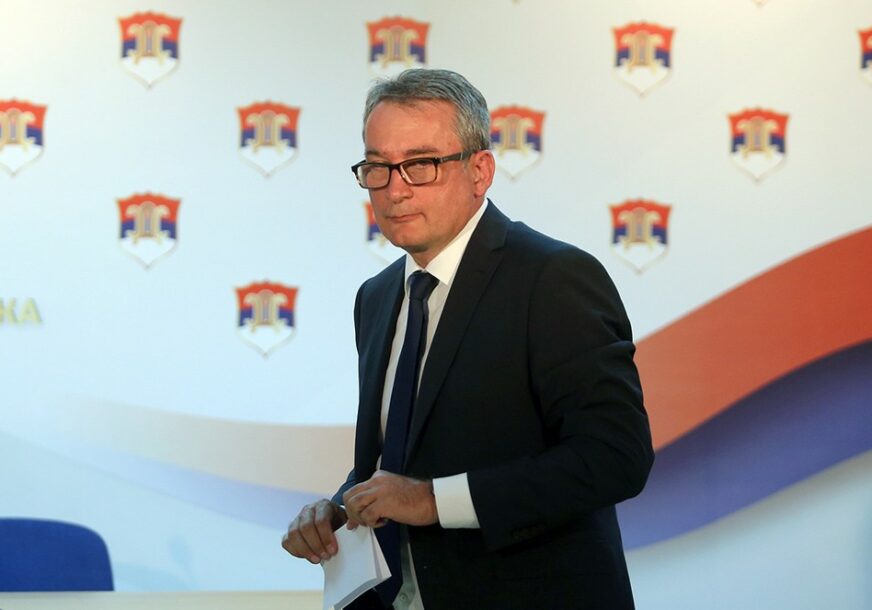 BOSIĆ RAZOČARAN “Borjana Krišto opstruisala formiranje novog saziva Parlamenta BiH”