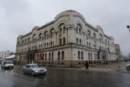 KRAJ PROKIŠNJAVANJU Novi krov na banjalučkom Banskom dvoru