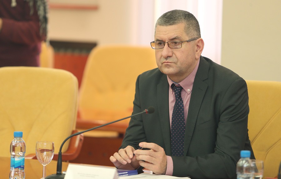 Petrić: Nijedan glasač koji dođe na biračko mjesto do 19 sati ne smije biti vraćen