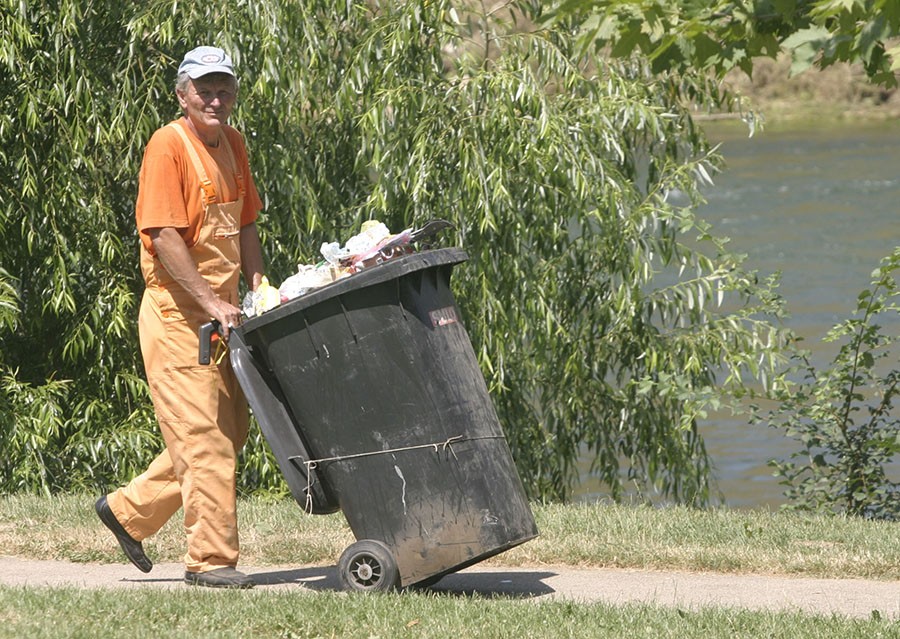 Proljećno čišćenje grada: Iznesite otpad do 20. aprila