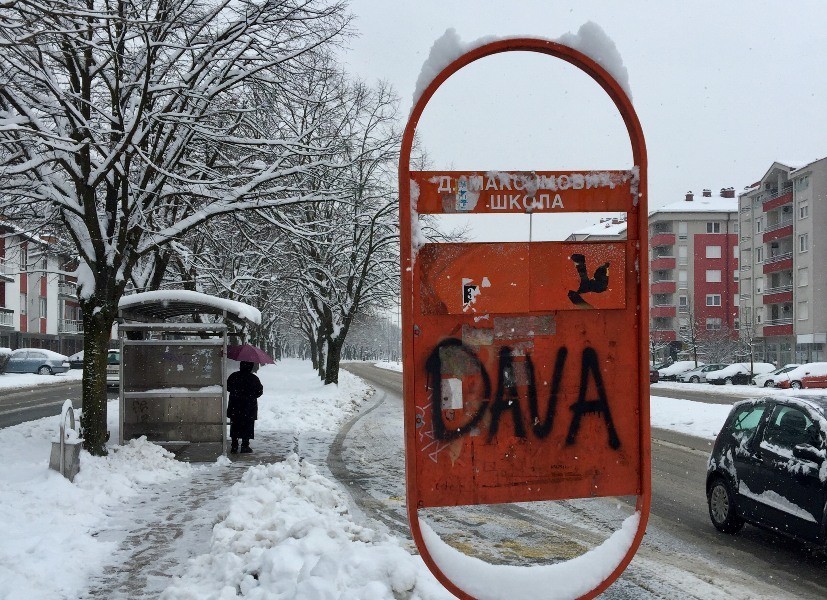 "OVO JE SLIKA KULTURE GRAĐANA" Vandali uništavaju i table na autobuskim stajalištima