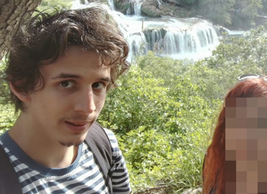 SUMNJIVO LICE U BANJALUCI Studenta glume iz Srbije uhapsili zbog policijskog kostima