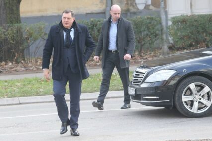 TRAŽILI 3.000, A DOBILI 10.000 KM Dodik ispričao kako je POMOGAO fudbalskom klubu u Sarajevu