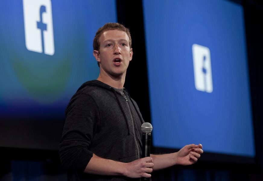 Zakerberg: Ugroženi podaci 2,2 miliona korisnika Fejsbuka