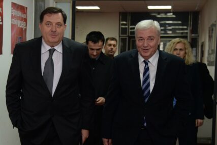 PREDIZBORNE KOMBINACIJE Cvijanovićeva želja SNSD, DNS predlaže Pavića