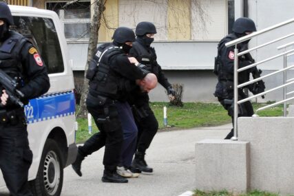 PUCAO NA POLICIJU Hasanbašiću ukinuta presuda od 14 godina robije