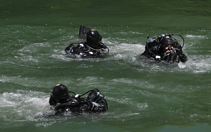 ŠOK U BIJELJINI Mladić zaronio u Drinu i više se nije pojavio, ronioci pretražuju rijeku