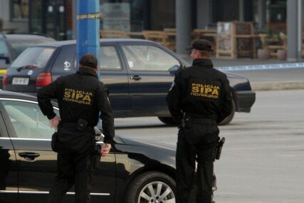 SIPA pretresala na više lokacija: U akciji “Plug” uhapšeno 13 osoba, oduzeti duvan za nargilu i novac