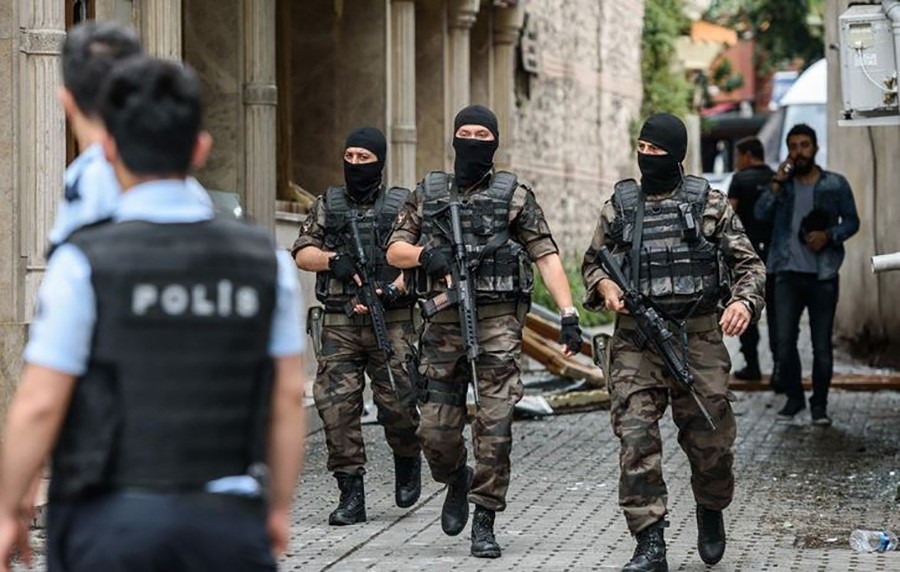VOJNI UDAR U TURSKOJ Naređeno hapšenje 192 osobe