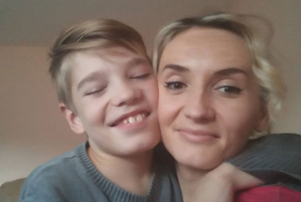 VAPAJ MAJKE IZ ZENICE “Moj sin trpi i do 50 napada dnevno, a ja nemoćno gledam”