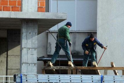 Subvencije u Trebinju: Gradilišta sve više, radnika sve manje