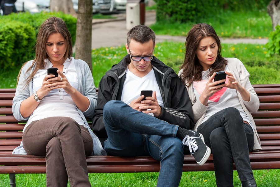EFEKTI UKIDANJA ROMINGA U EU Korišćenje mobilnog interneta poraslo 10 puta