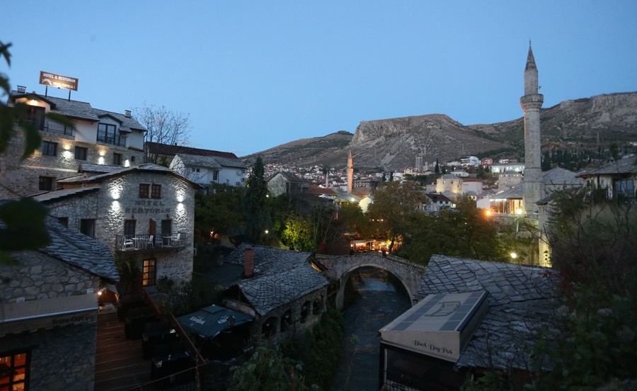 TLO NE MIRUJE Zemljotres ponovo zatresao Mostar (FOTO)