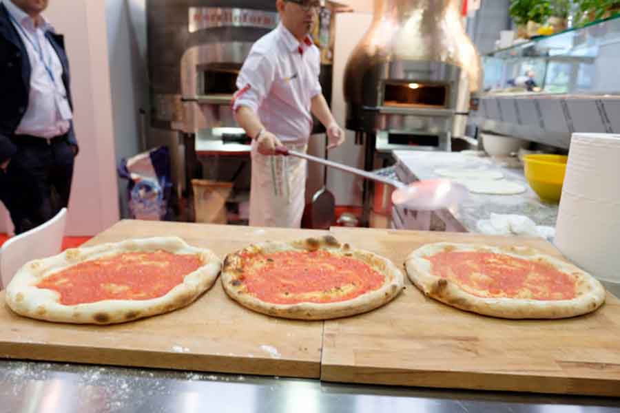 “MOĆNA PASKALINA” Italijanski naučnici i kuvari tvrde da su napravili PICU koja PRODUŽAVA ŽIVOT