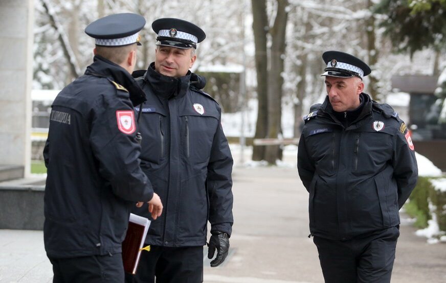 Policija Srpske u NOVIM UNIFORMAMA, ali jedan detalj se posebno ISTIČE