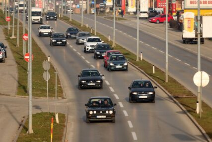 Ponegdje kratkotrajni prekidi zbog radova na putu: U većem dijelu Srpske saobraćaj se odvija nesmetano