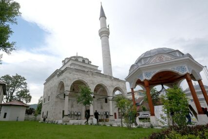 Srna: Novoimenovani banjalučki muftija odgovoran za akcije mudžahedina u Travniku