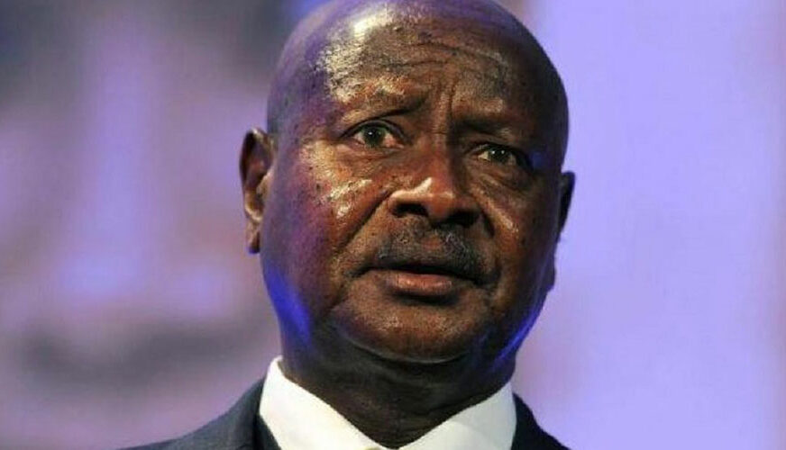 “USTA SLUŽE ZA JELO” Predsjednik Ugande hoće da zabrani ORALNI SEKS