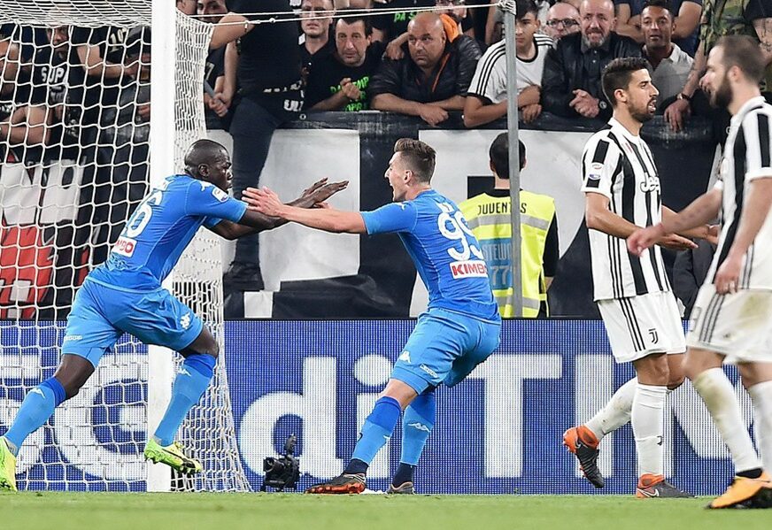 ČETIRI KOLA, BOD RAZLIKE Napoli šokirao Juventus, STAROJ DAMI iz ruke ispada SKUDETO