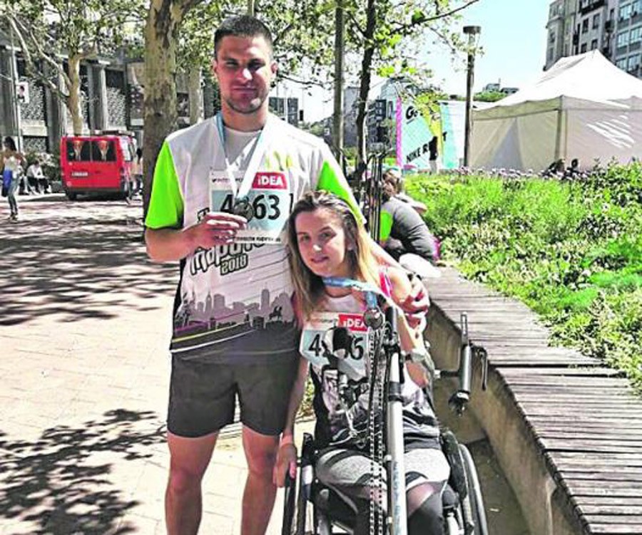 Na cilj Beogradskog maratona stigla je U KOLICIMA, a njena životna priča je NEVJEROVATNA