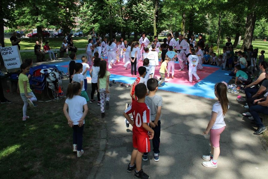 Bijeljina: U gradskom parku održan sportski dan 