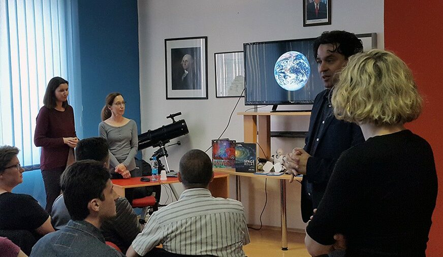 BOGATO ISKUSTVO Astronautkinja agencije NASA održala predavanje u Doboju