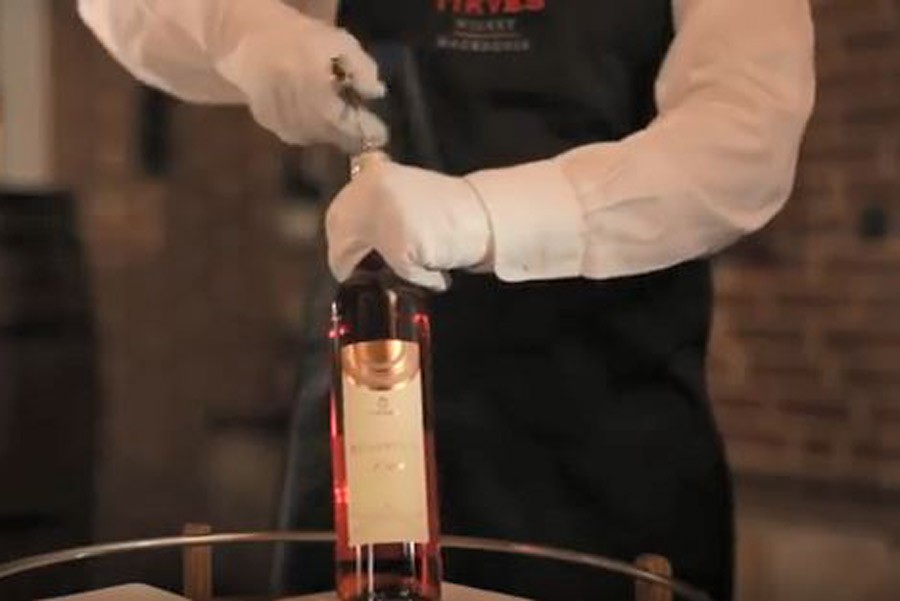 LOPOVI BIRAJU NAJBOLJE Iz luksuznog restorana ukrali boce vina vrijedne stotine hiljada evra