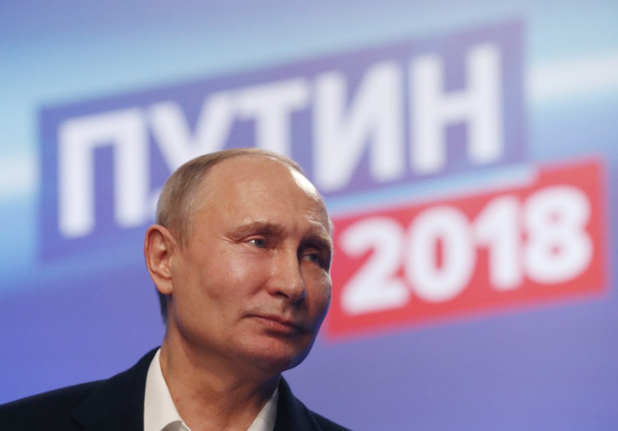 Kremlj: Putin ne razmatra ideju trećeg uzastopnog mandata