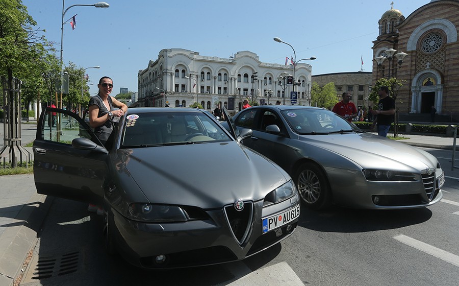 Zaljubljenici u četvorotočkaše PREPLAVILI centar grada na Vrbasu, prizore ovjekovječili fotografijama