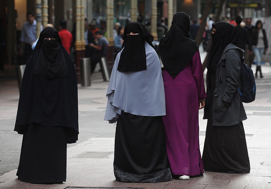 Holandski parlament zabranio nošenje burki u školama i bolnicama