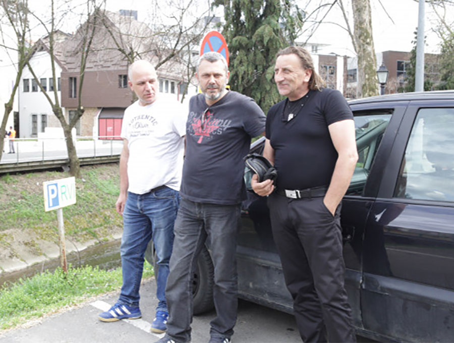 “ČEKAMO DA NAS UHAPSE” Demobilisani borci iz Tešnja još se nisu javili na služenje šestomjesečne kazne zatvora, a sve je krenulo od PARKIRANJA