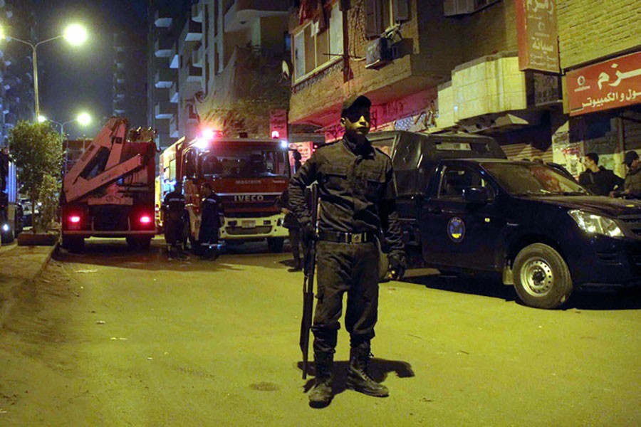 TRAGEDIJA U EGIPTU U sudaru minibusa i automobila poginulo devet ljudi