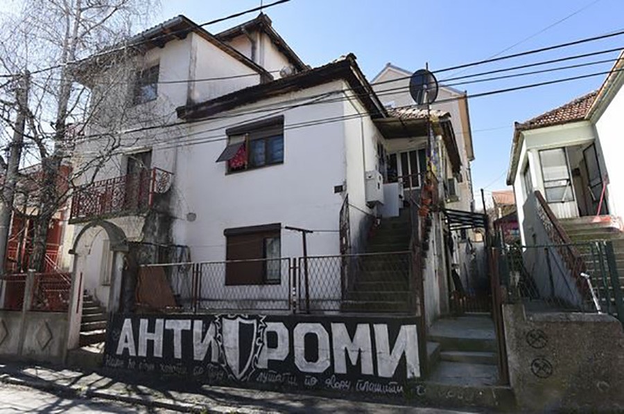 Eksplozija u Beogradu: Bačena bomba na kuću navijača "Partizana"