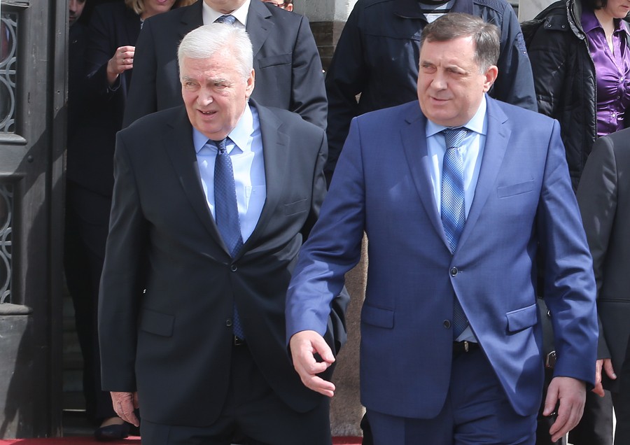 OPSTAJE LI KOALICIJA? Danas ključan sastanak Dodika i Pavića