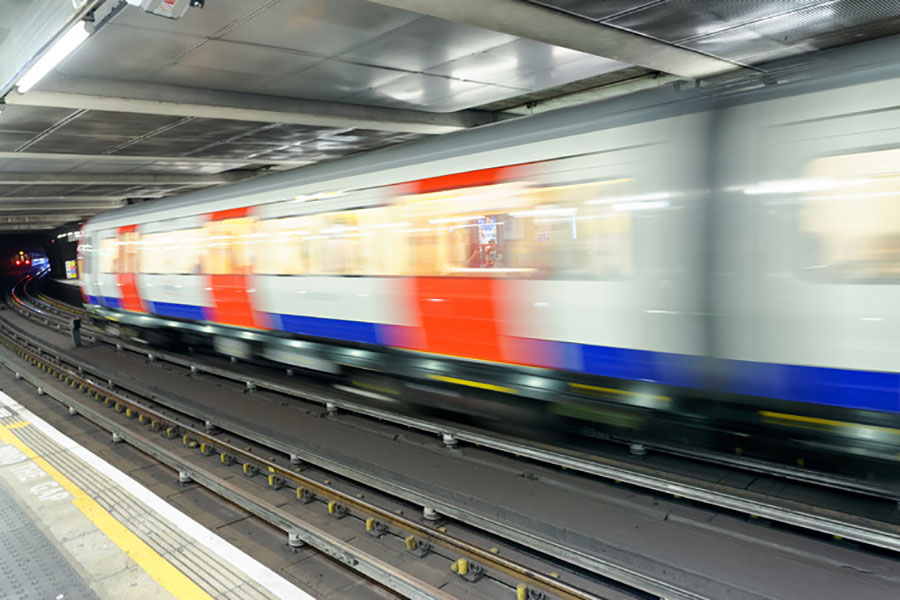PANIKA U NJUJORKU Evakuisana metro stanica zbog sumnjivih paketa