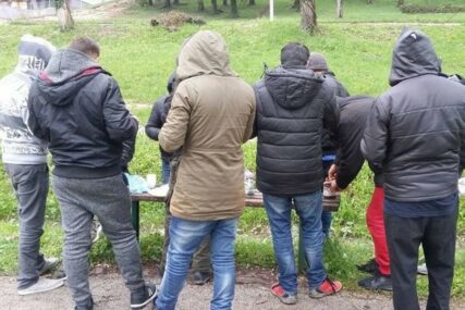 U Sokocu pronađena tri ilegalna migranta