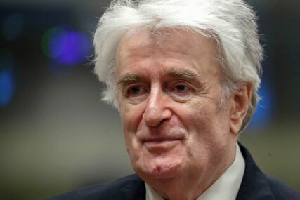 SMIREN DOČEKUJE PRESUDU Karadžić se nada pozitivnom epilogu i da će NEPRAVDA BITI ISPRAVLJENA