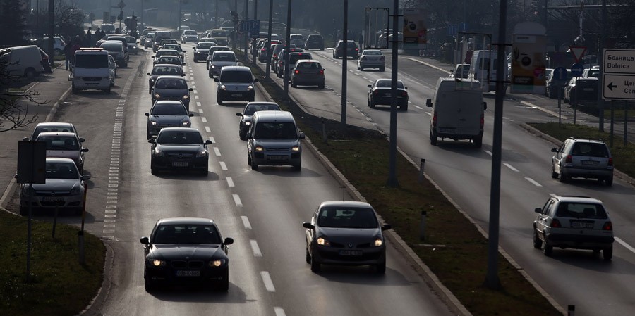 Predloženo smanjenje carina na nove automobile i ukidanje carina na električna vozila u BiH