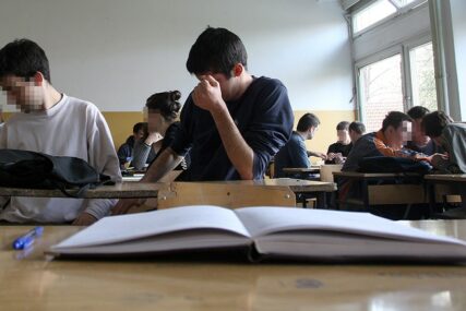 “NIKO OD NJEGA OVO NIJE OČEKIVAO” Učenik u Crnoj Gori POKUŠAO DA OTRUJE DRUGOVE iz razreda