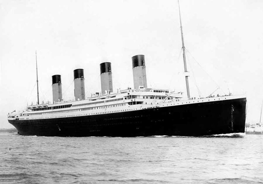 SPASEN NA NEVJEROVATAN NAČIN Tvrdi da uzrok potonuća Titanika nije ledeni breg, već nešto MNOGO STRAŠNIJE