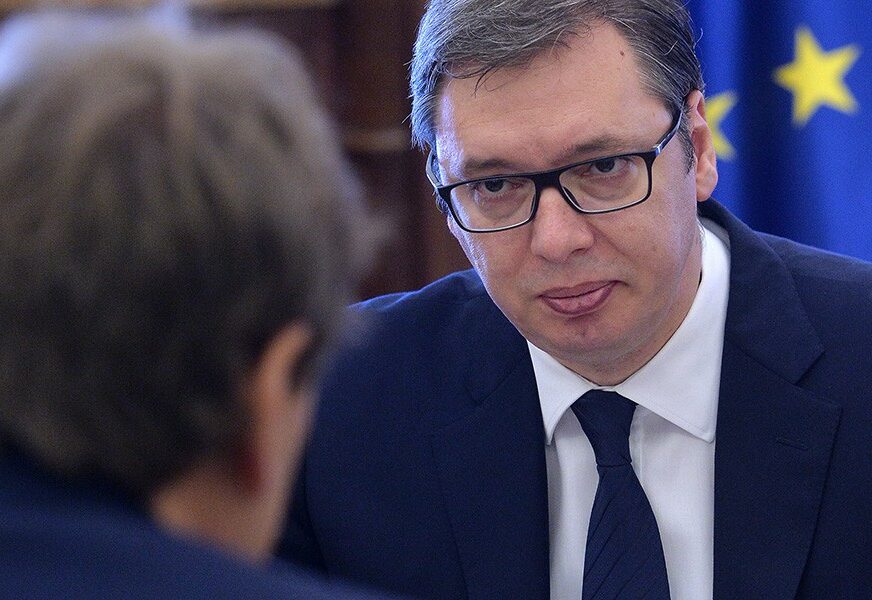 ODLUČIO U BRISELU Vučić neće da razgovara sa predstavnicima Prištine