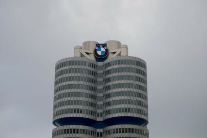 BMW DIJELI OTKAZE Finansijski direktor za UKIDANJE 5.000-6.000 RADNIH MJESTA