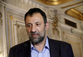 Od povreda nije mogao da ustane: Vlade Divac imao tešku saobraćajnu nesreću, hitno transportovan u bolnicu