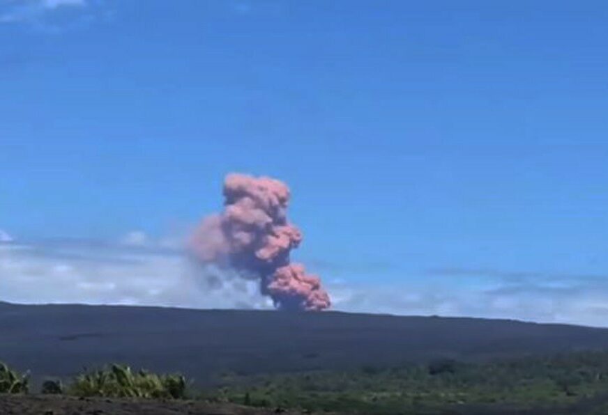 NEVJEROVATNE SLIKE Erupcije vulkana na Havajima stvorile oblak dima visok 9.000 metara (FOTO, VIDEO)